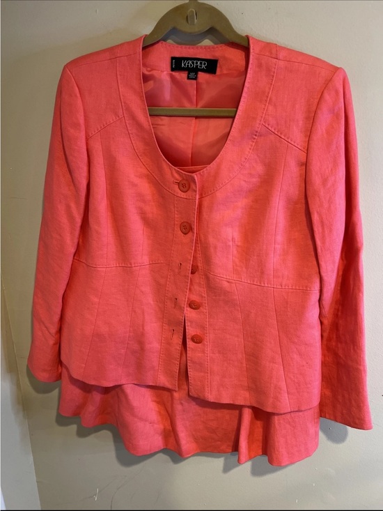 Kasper Dresses & Skirts - Kasper Coral Pink Button Front Skirt Set